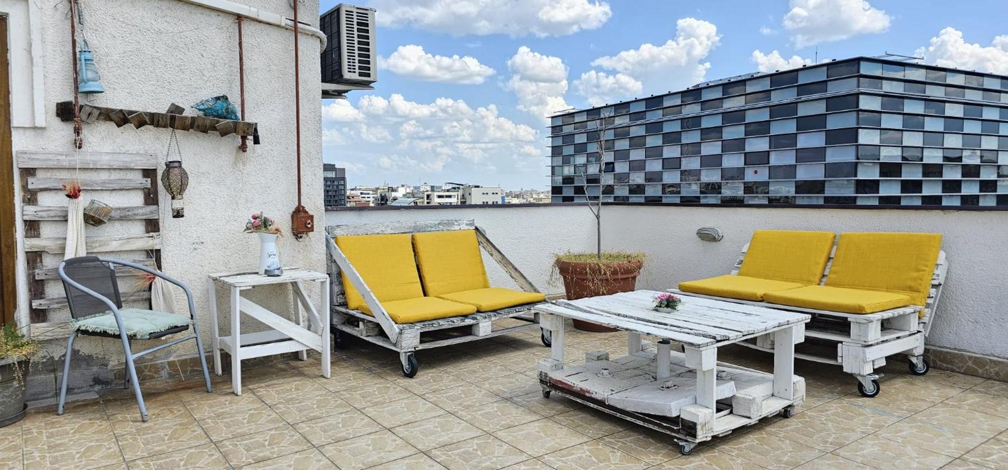 Sweet Dreams Suites Panoramic Studio Zodiac Dorobanti Bukarest Eksteriør billede